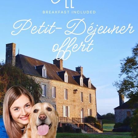 Chateau Isigny, Le Plus Petit Et Le Plus Secret Des Chateaux De Charme Isigny-le-Buat Exterior foto